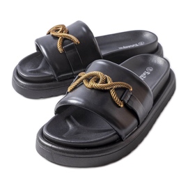 Crne sandale s platformom iz Frédérique crna