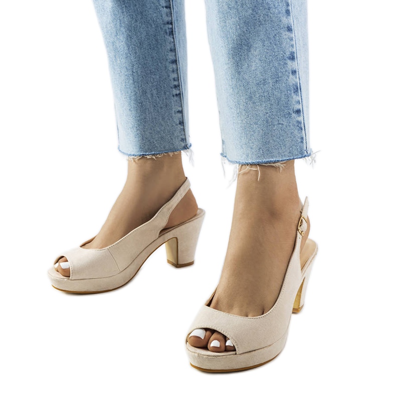 Bež blok sandale iz Dionne