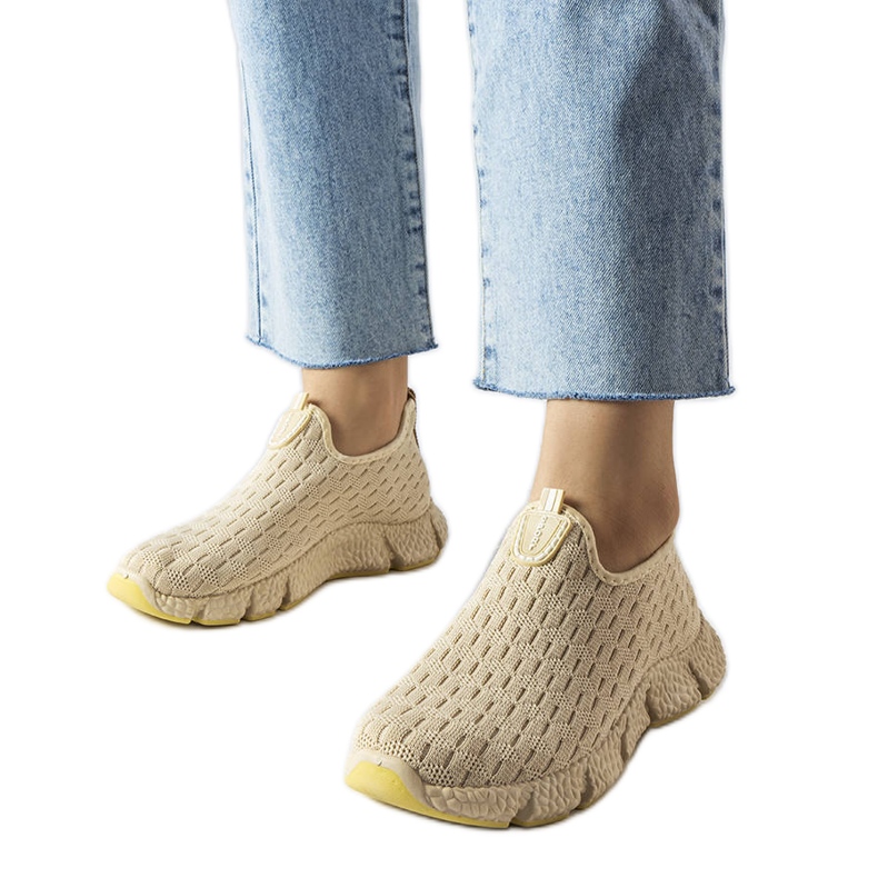 Svijetlo bež sportske slip-on tenisice iz Obenora