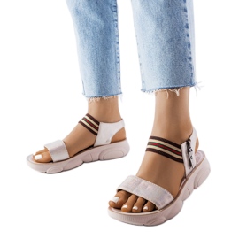 Bež metalik sportske sandale iz Parsipa