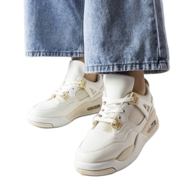 Bež tenisice od kombiniranih materijala iz Malasa