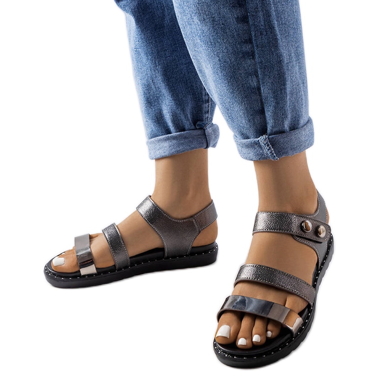 Sive metalik sandale iz Lanhama siva