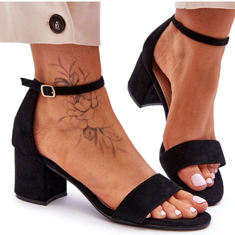 Crne klasične sandale od brušene kože na nisku petu za medeni mjesec crno