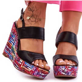 Ženske sandale na tanku crnu Calderia crna