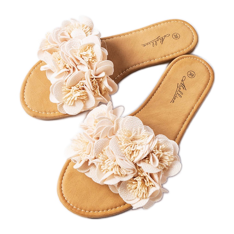 Bež papuče s cvjetićima iz Alfride