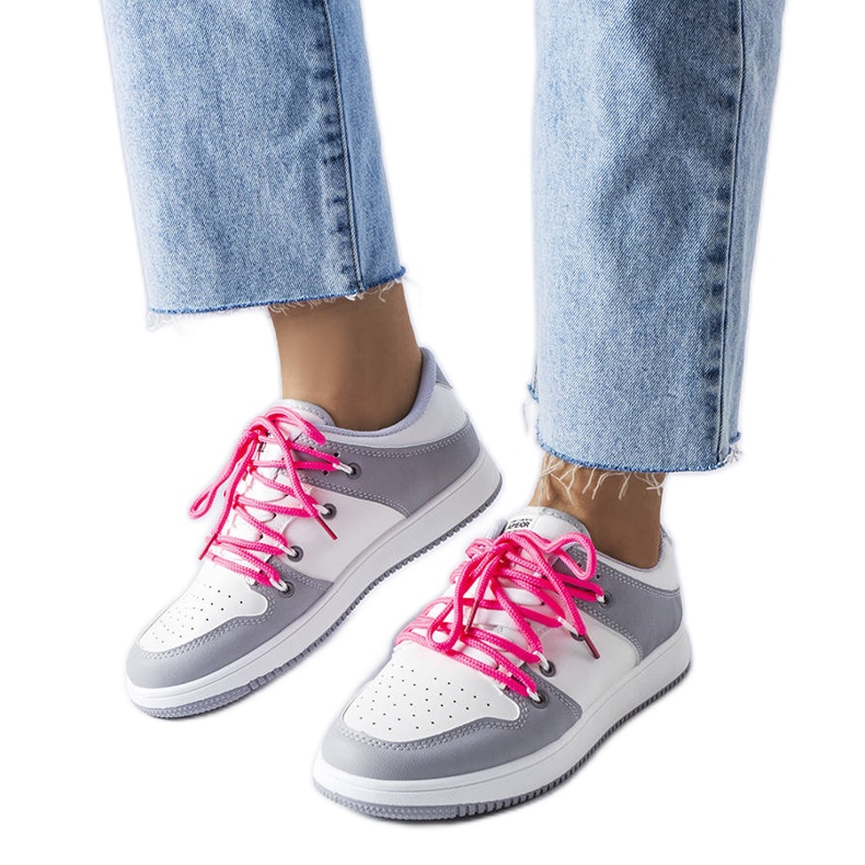 Shari bijele retro tenisice bijela