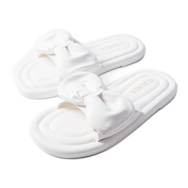 Bijele papuče s mašnom od Lende bijela