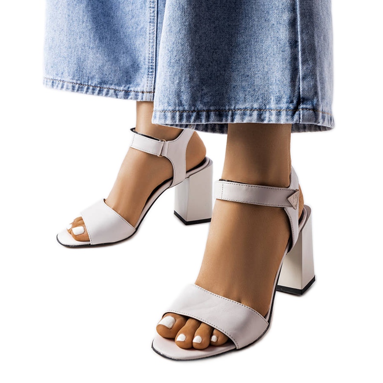 Karino Sive sandale na stup iz Karina siva