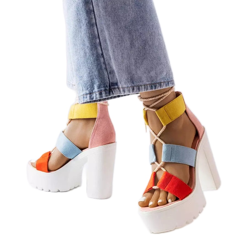 Inna Roze masivne blok sandale od Katje ružičasta