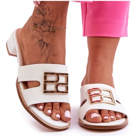 Elegantne ženske papuče s bijelim Atlantis ukrasom bijela