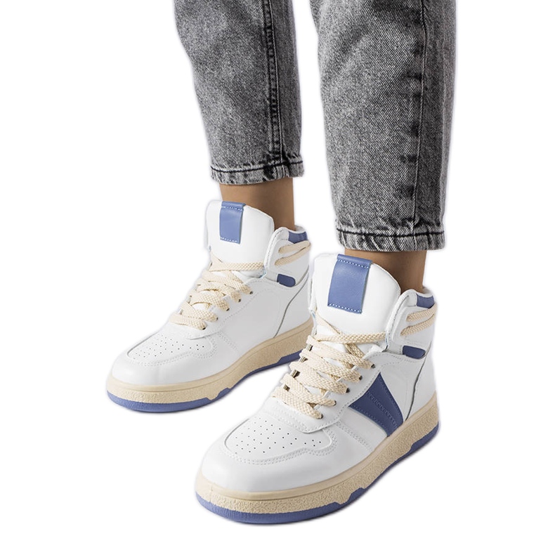 Plave gležnjače iz Robina plava