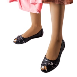 Crne ažurne balerinke sa kamenčićima iz Creeka crna