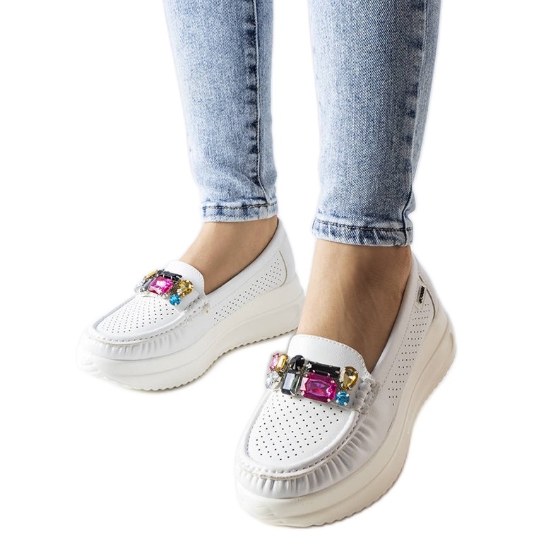 Bijele natikače s kristalima iz Giselle bijela