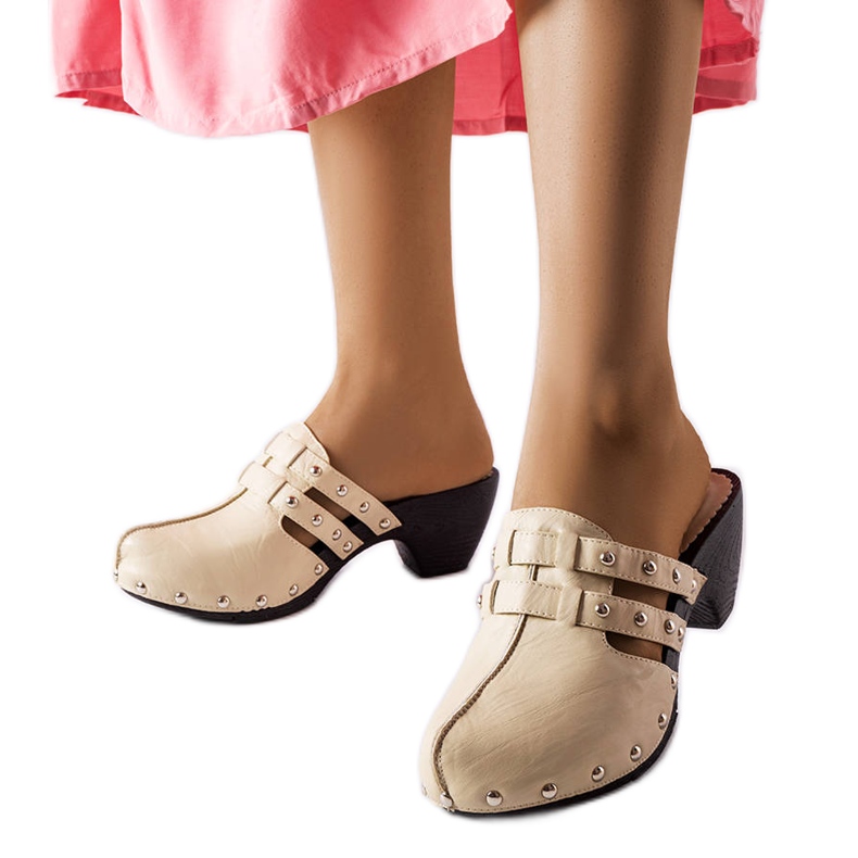 Bež klompe iz Custer