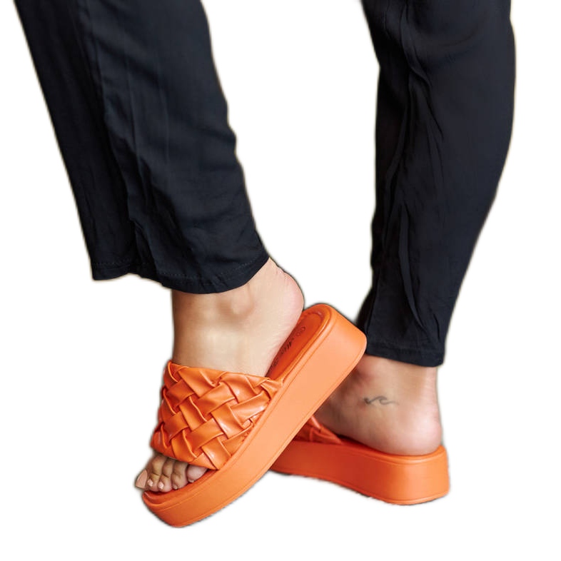 Narančaste platformske tobogane iz Colonnella