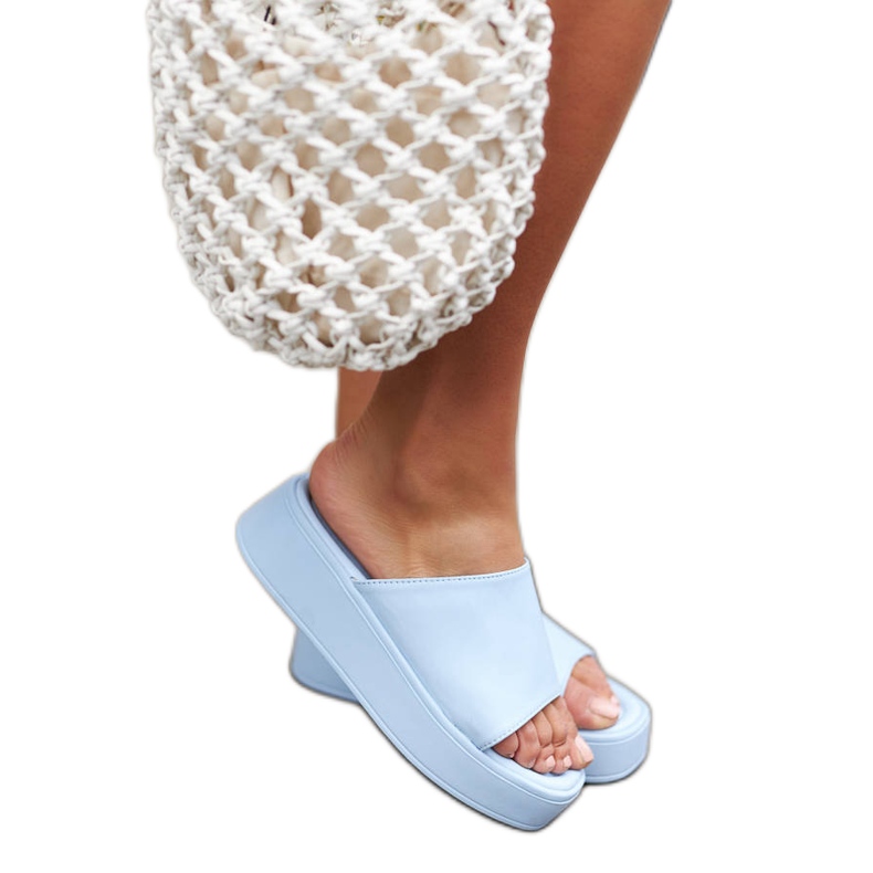 Plave sandale s platformom iz Orsole plava