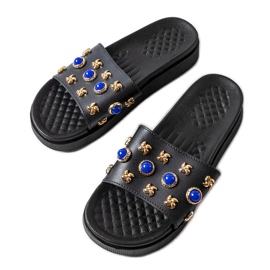 Crno ukrašene tobogane iz Montesarchia crna