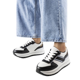 Crne tenisice sa svjetlucavim umetcima iz Langa bijela