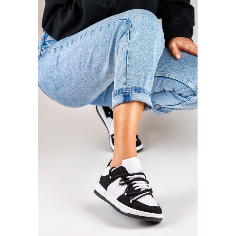 Crno-bijele ženske sportske cipele raznobojna