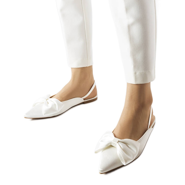 Longhena bijele balerinke s otvorenom petom bijela