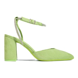 Zelene salonke s otvorenom petom od antilopa iz Sheloveta zelena