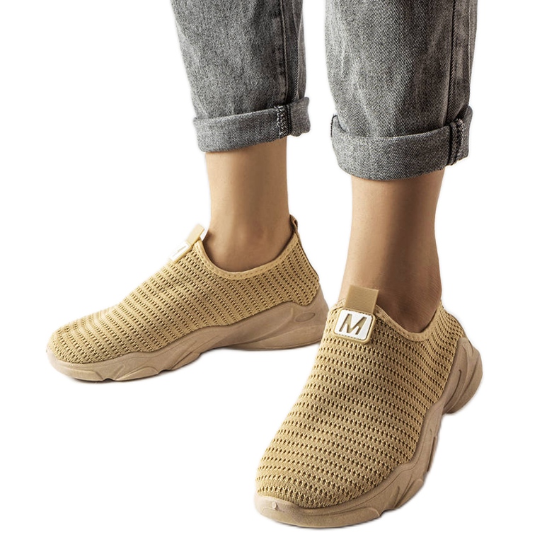 Tamno bež slip-on tenisice iz Azalee