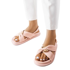 Ružičaste ravne sandale iz Lucchesija ružičasta