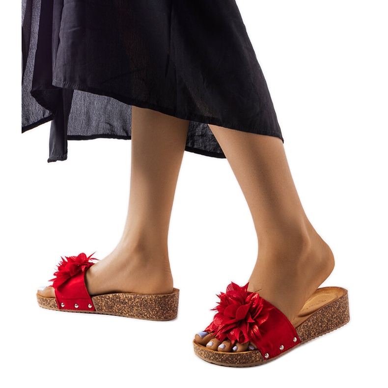 Crvene sandale s cvijetom na potplatu od pluta iz Anjalija crvena