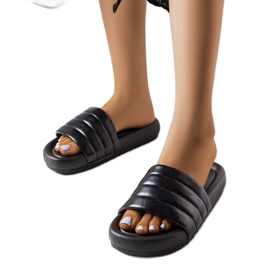 Crne ležerne tobogane iz Skillena crna