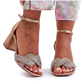 Sandale na nisku petu sa kamenčićima od ružičastog zlata Monra zlatni