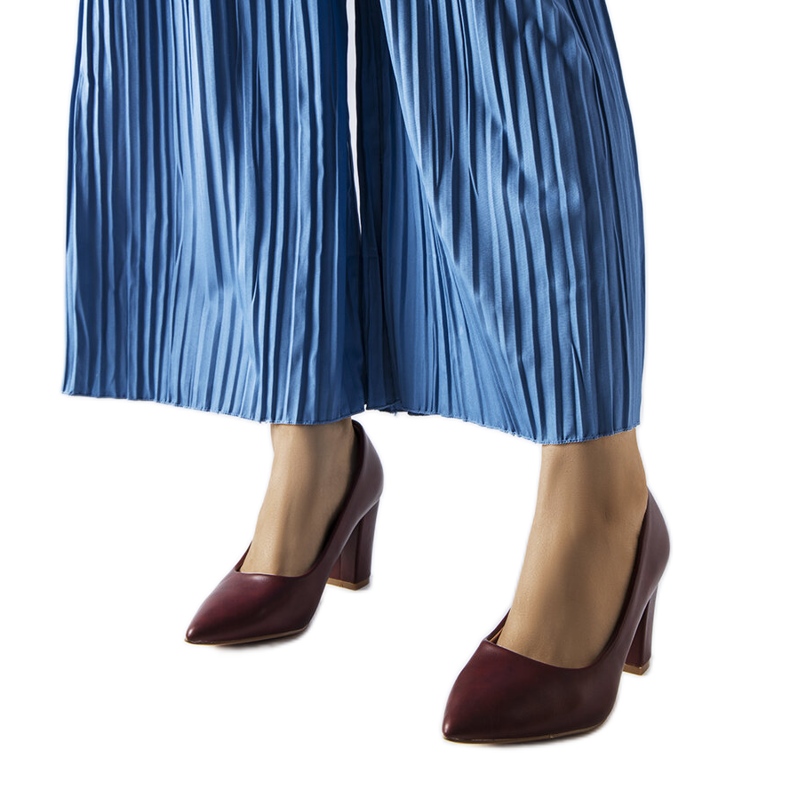 Inna Kestenjaste cipele s petom od Maurelle crvena