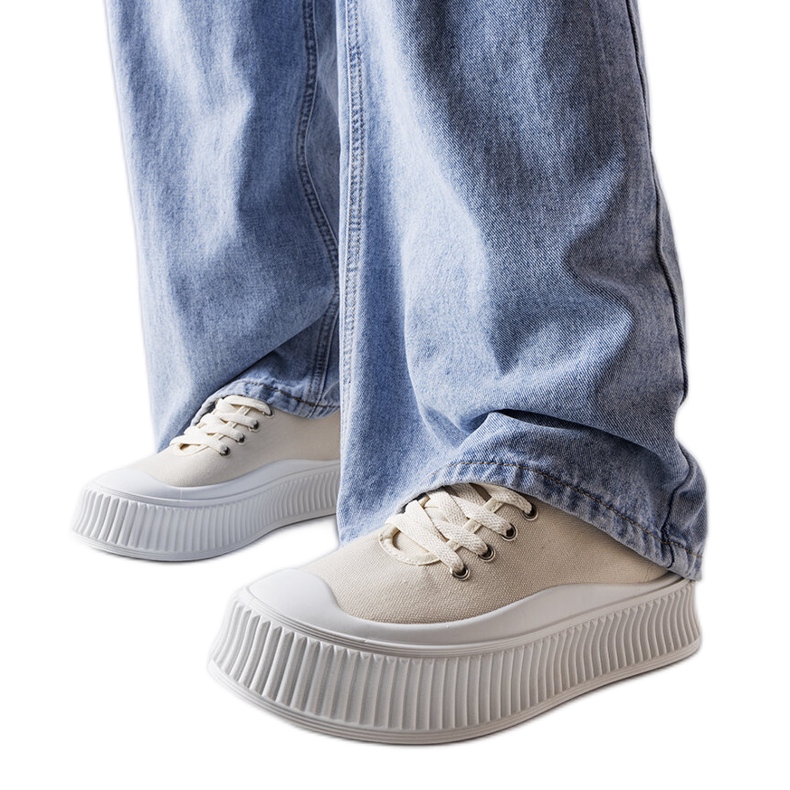 Bež tenisice s debelim potplatom iz Wallacea