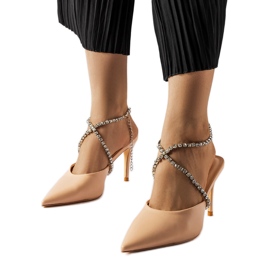 Drainer bež sandale na stiletto petu