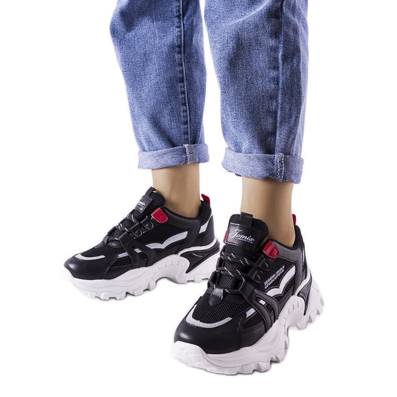 Crne tenisice s neonskim Opal umetcima crno