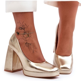 Cipele na masivnu petu Zlatna Rosalia zlatni