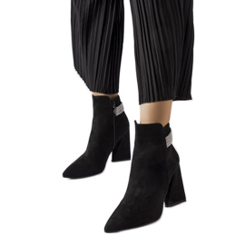 Crne gležnjače s cirkonima iz Liviane crno