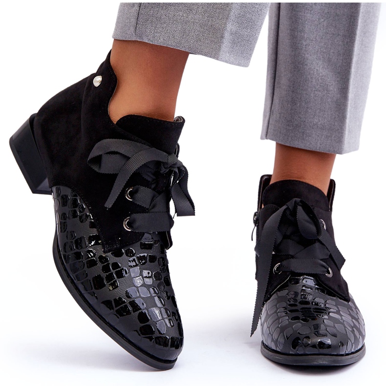 PD1 Ženske ravne potpetice s crnim meronijem na vezanje crno