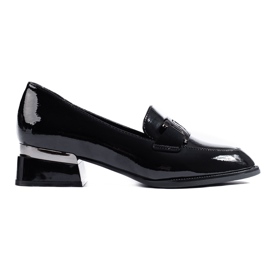 Ženske crne lakirane cipele s Vinceza kopčom crna
