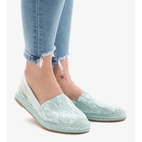 Ženske crne čizme s kopčom crno