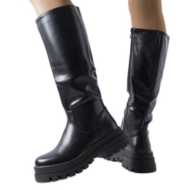 Crne izolirane čizme iz Stanisa crna