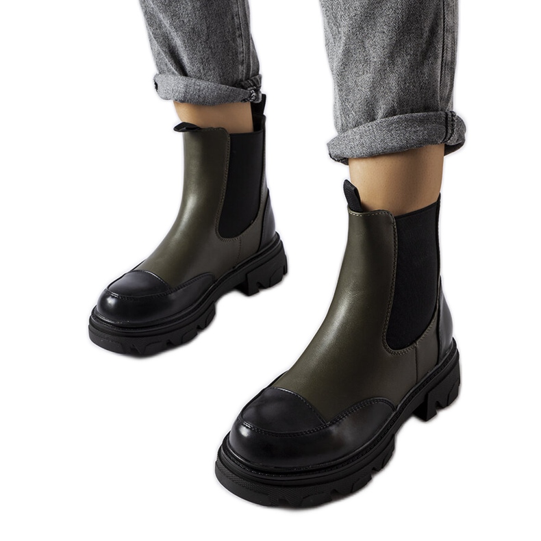 Inna Crne i zelene natikače iz Albanyja zelena