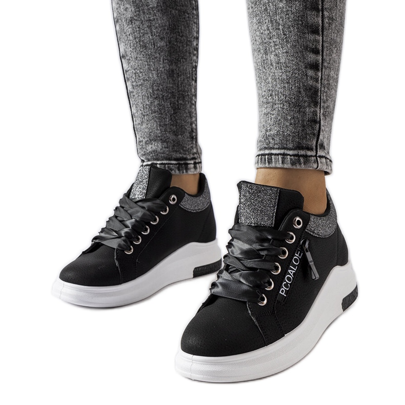 Inna Crne tenisice na klin iz Birminghama crno