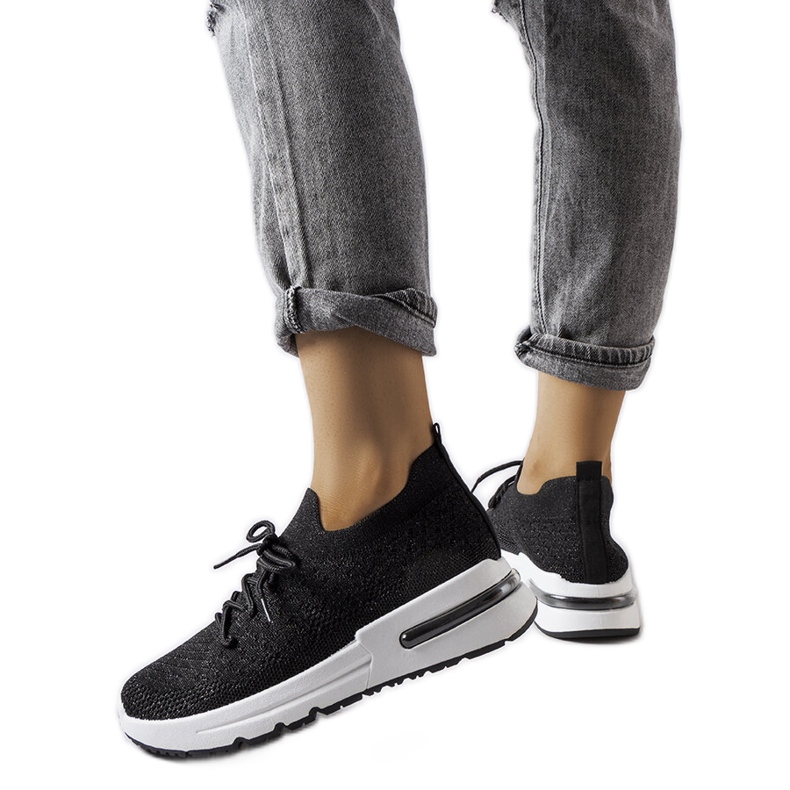 Inna Crne tenisice ukrašene sjajnim Randolph koncem crno