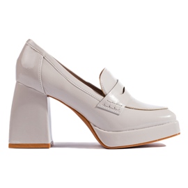 Shelovet lakirane cipele na visoku petu u svijetlo sivoj boji siva