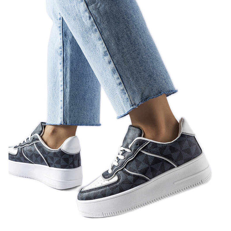 Inna Crne tenisice ukrašene monogramom Sands crno