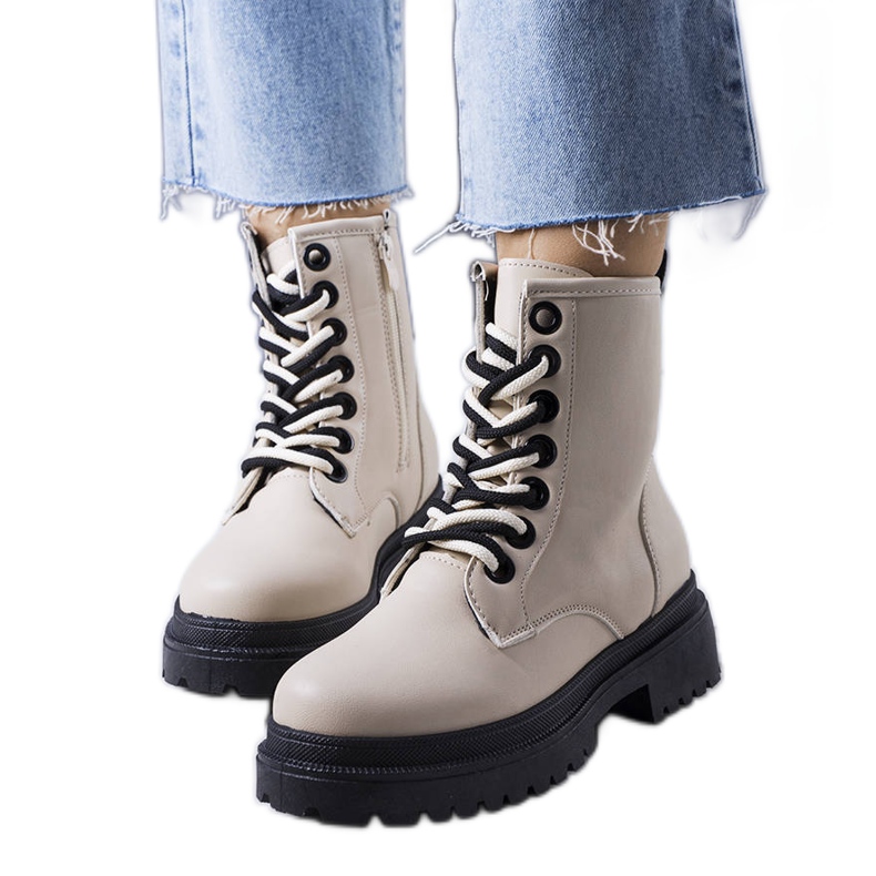 Bež izolirane gležnjače Jolene