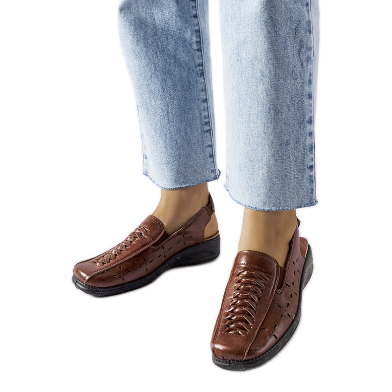 Smeđe ažurne sandale iz Glafija smeđa