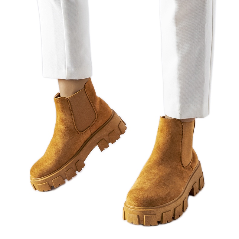 Svijetlo smeđe ženske gležnjače marke Mooca smeđa