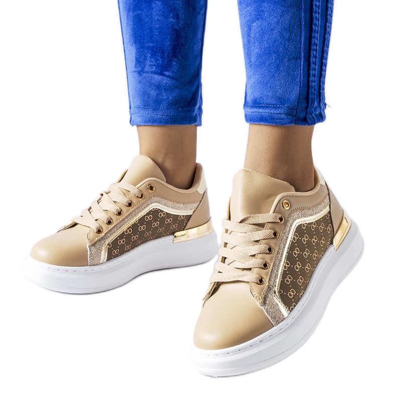 Bež cipele ukrašene šljokicama na Leo platformi