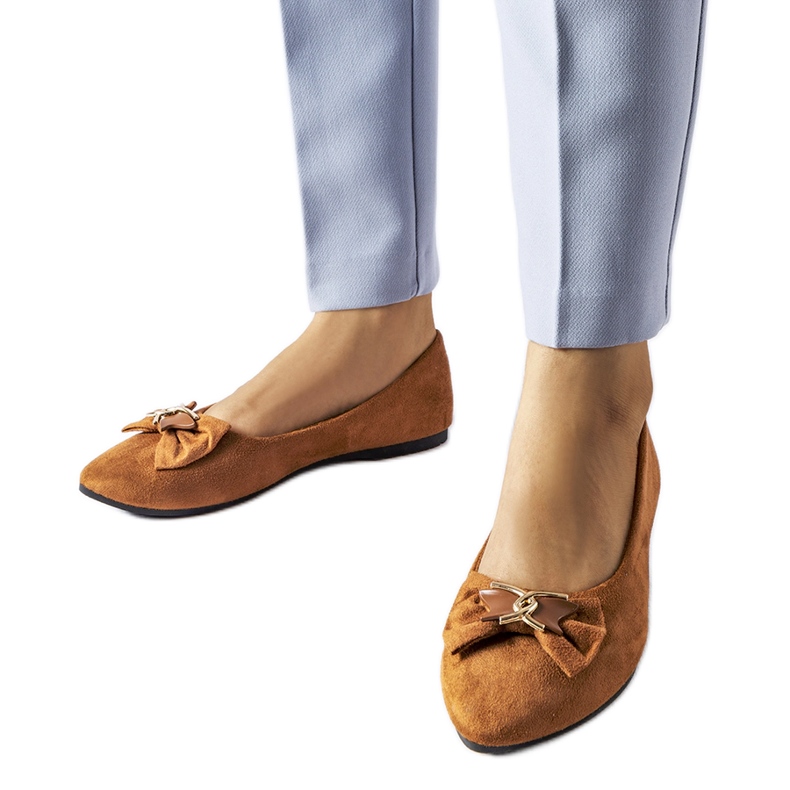 Smeđe balerinke sa špicastim vrhom Jetté smeđa